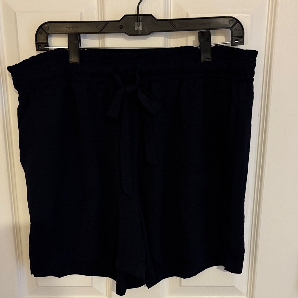 Soho Navy Shorts with decorative tie at waist